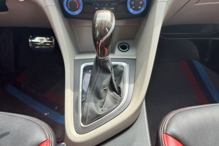 Used Buick GT 2018 15T Dual-Clutch Advanced Model China V Standard Gear Lever