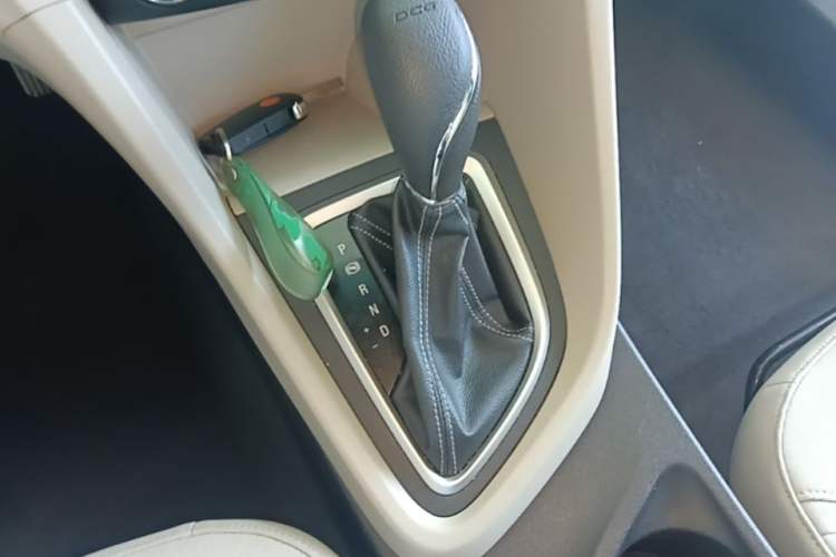 Used Buick GT 2018 15T Dual-Clutch Advanced Model China V Standard Gear Lever