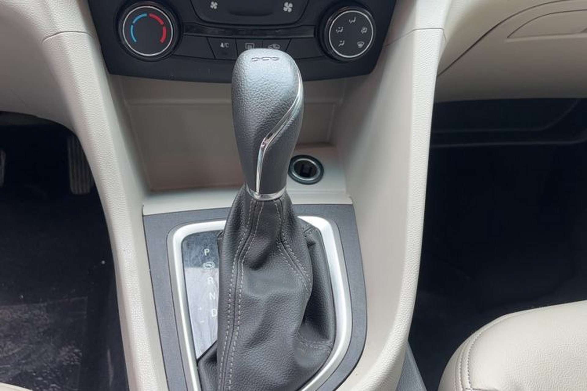 Used Buick GT 2018 15T Dual-Clutch Advanced Model China V Standard Gear Lever