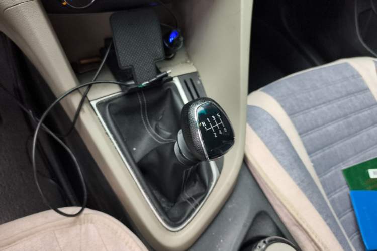 Used Buick GT 2018 15T Manual Elite Version China V Standard Gear Lever