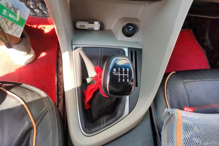 Used Buick GT 2018 15T Manual Elite Version China V Standard Gear Lever