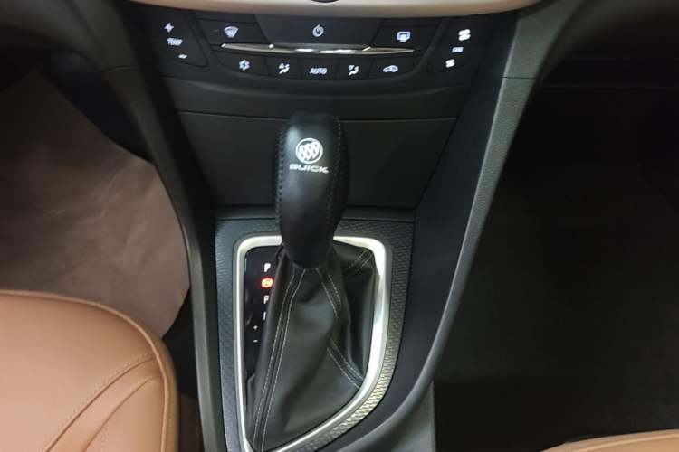 Used Buick GT 2018 18T Automatic Flagship Model Gear Lever