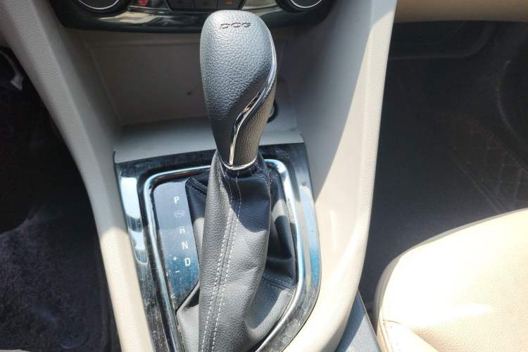 Used Buick GT 2018 15T Dual-Clutch Advanced Model China V Standard Gear Lever
