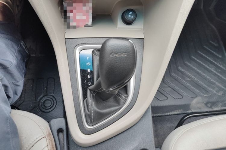 Used Buick GT 2018 15T Dual-Clutch Elite Model China V Standard Gear Lever