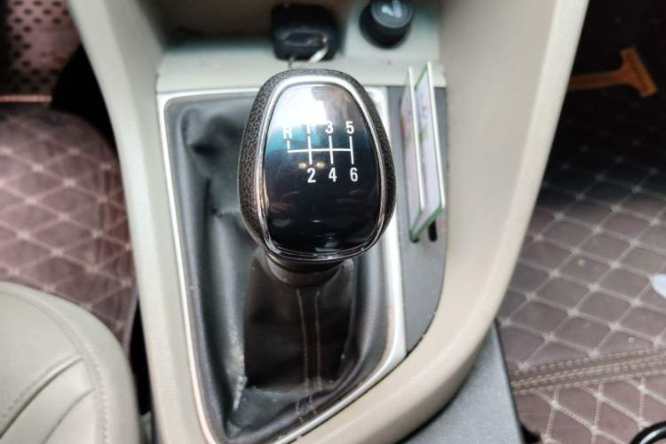 Used Buick GT 2018 15T Manual Elite Version China V Standard Gear Lever