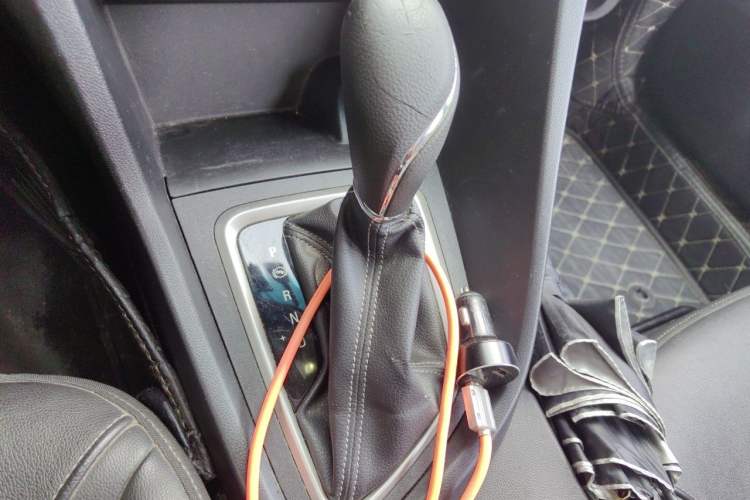 Used Buick GT 2018 18T Automatic Elite Model Gear Lever