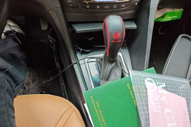 Used Buick GT 2018 18T Automatic Flagship Model Gear Lever