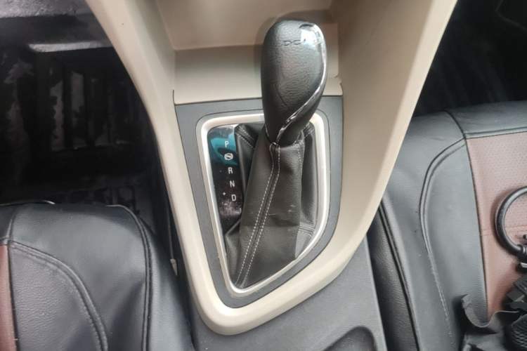 Used Buick GT 2018 15T Dual-Clutch Advanced Model China V Standard Gear Lever