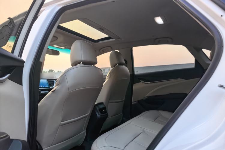 Used Buick GT 2018 15T Manual Elite Version China V Standard Headliner