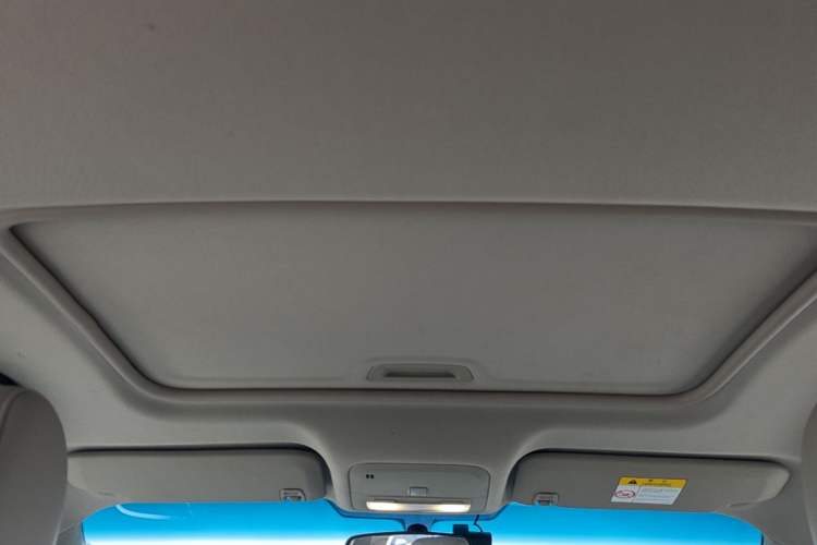 Used Buick GT 2018 15T Dual-Clutch Elite Model China V Standard Headliner