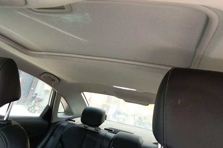 Used Buick GT 2018 18T Automatic Elite Model Headliner