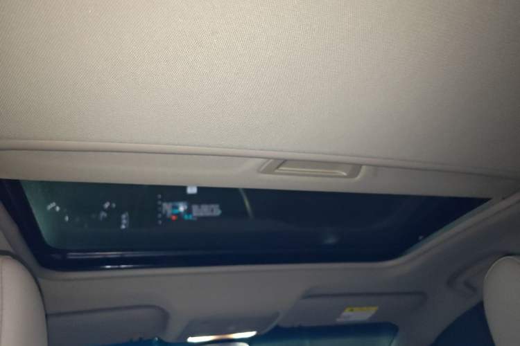 Used Buick GT 2018 15T Dual-Clutch Elite Model China V Standard Headliner
