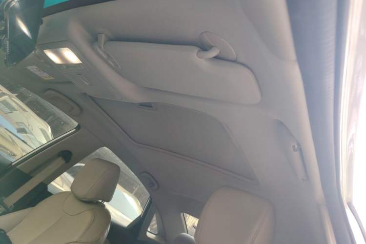 Used Buick GT 2018 15T Dual-Clutch Elite Model China V Standard Headliner