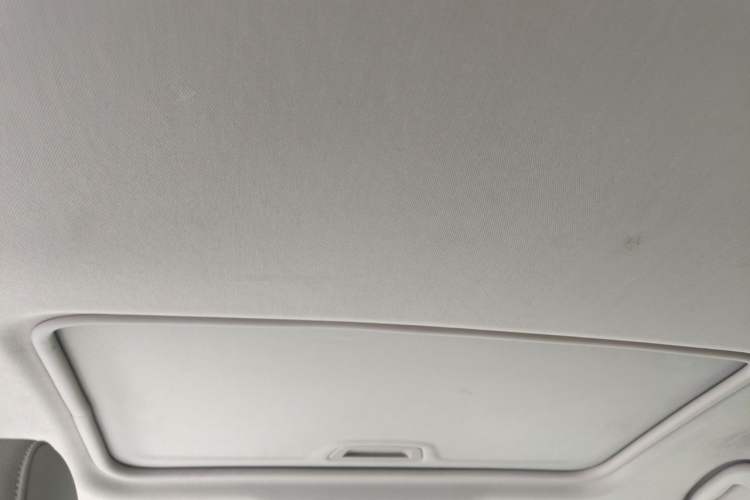 Used Buick GT 2018 15T Dual-Clutch Elite Model China V Standard Headliner