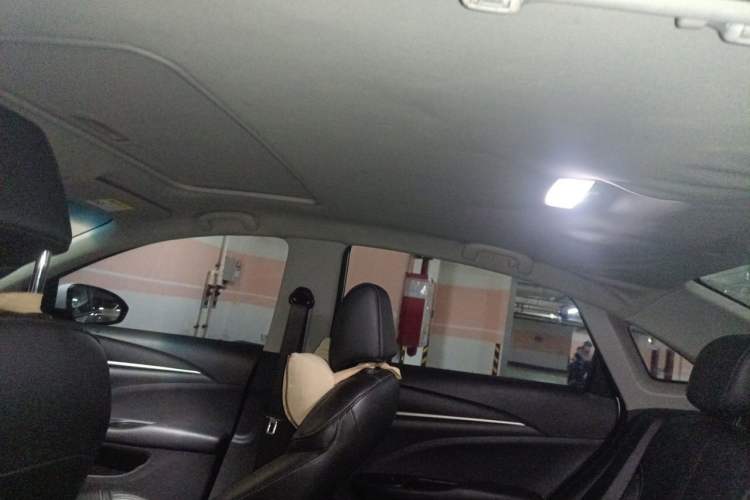 Used Buick GT 2018 18T Automatic Elite Model Headliner