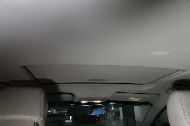 Used Buick GT 2018 15T Dual-Clutch Elite Model China V Standard Headliner