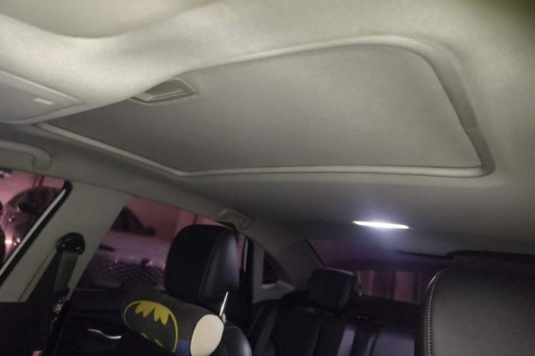 Used Buick GT 2018 18T Automatic Elite Model Headliner