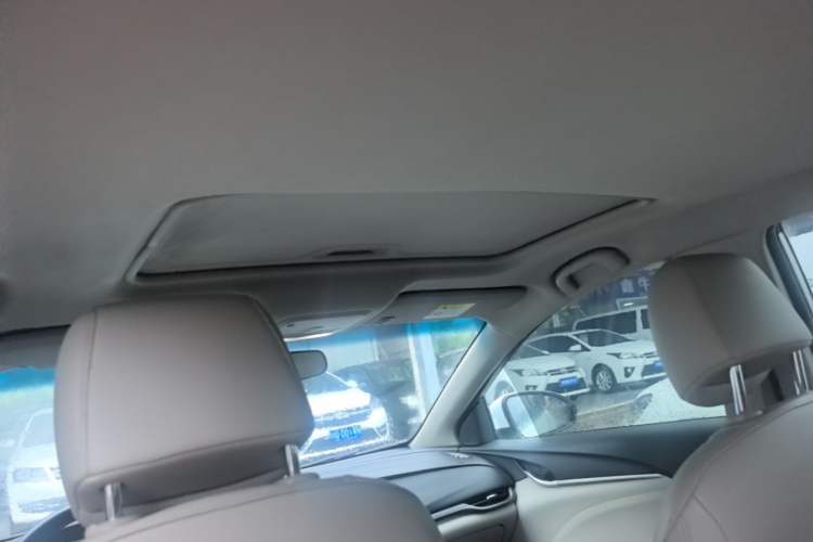 Used Buick GT 2018 15T Manual Elite Version China V Standard Headliner