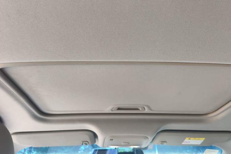 Used Buick GT 2018 15T Dual-Clutch Elite Model China V Standard Headliner