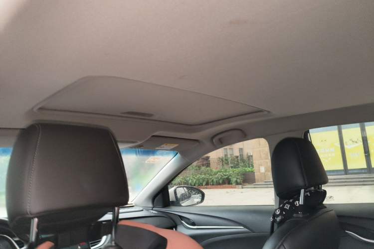 Used Buick GT 2018 18T Automatic Elite Model Headliner