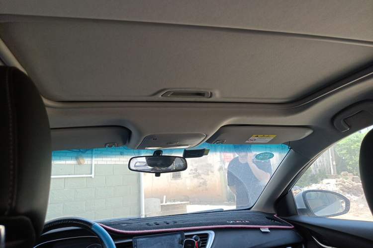 Used Buick GT 2018 18T Automatic Elite Model Headliner