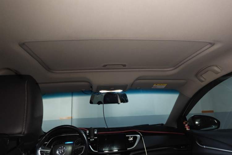 Used Buick GT 2018 18T Automatic Elite Model Headliner