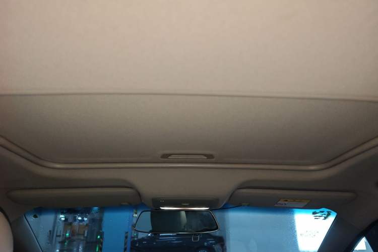 Used Buick GT 2018 15T Manual Elite Version China V Standard Headliner