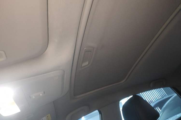 Used Buick GT 2018 18T Automatic Elite Model Headliner