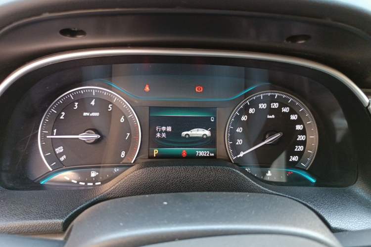 Used Buick GT 2018 18T Automatic Elite Model Instrument Cluster