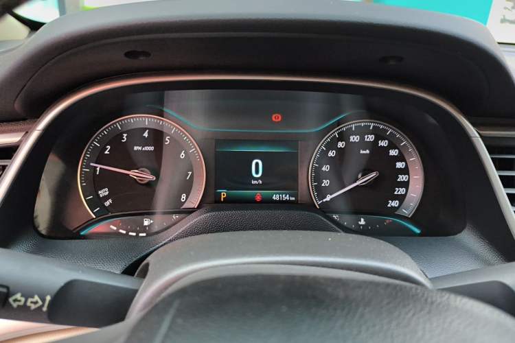 Used Buick GT 2018 15T Dual-Clutch Elite Model China V Standard Instrument Cluster