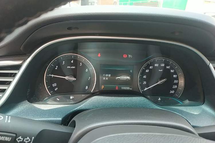Used Buick GT 2018 15T Dual-Clutch Elite Model China V Standard Instrument Cluster