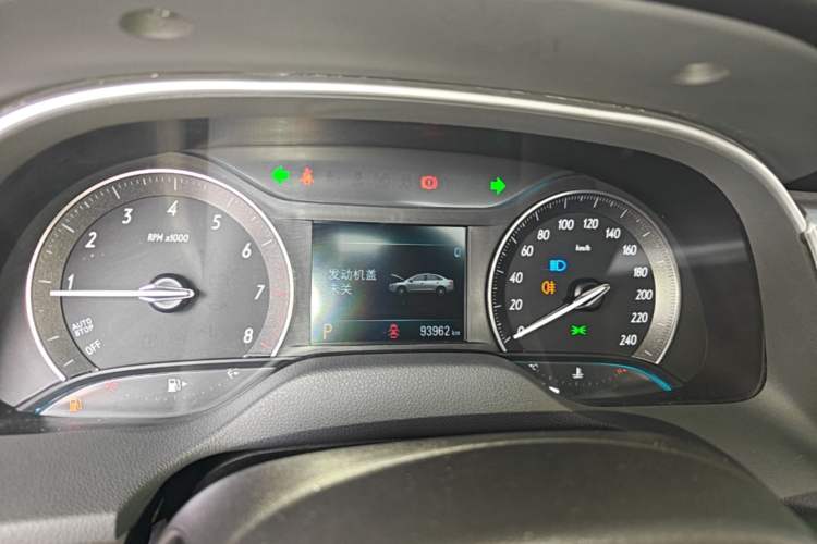 Used Buick GT 2018 15T Dual-Clutch Elite Model China V Standard Instrument Cluster