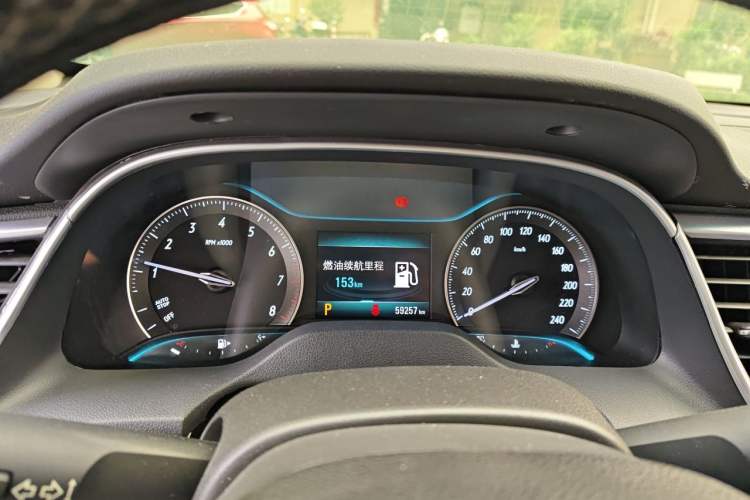 Used Buick GT 2018 15T Dual-Clutch Elite Model China V Standard Instrument Cluster