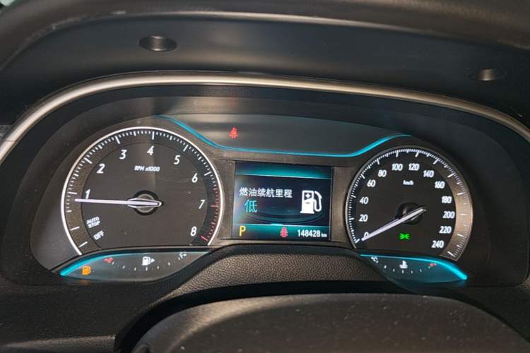 Used Buick GT 2018 15T Dual-Clutch Elite Model China V Standard Instrument Cluster