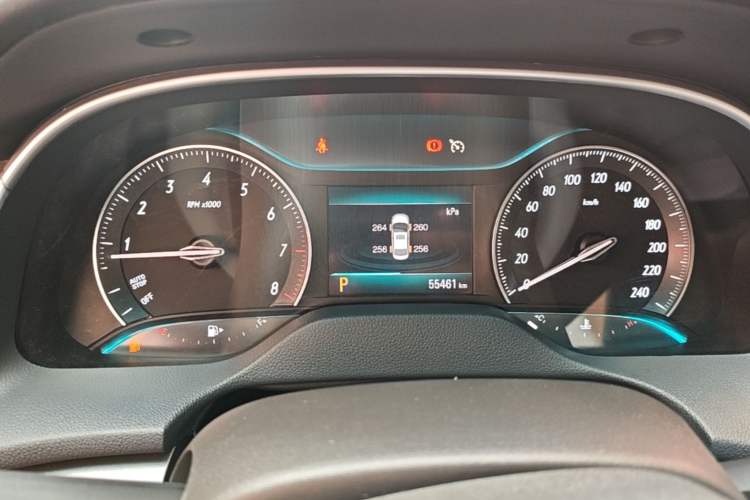 Used Buick GT 2018 18T Automatic Elite Model Instrument Cluster