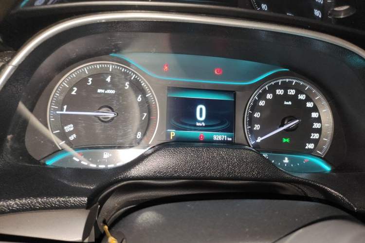 Used Buick GT 2018 15T Dual-Clutch Elite Model China V Standard Instrument Cluster