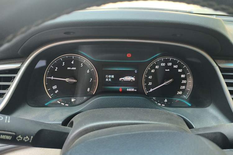 Used Buick GT 2018 15T Manual Elite Version China V Standard Instrument Cluster