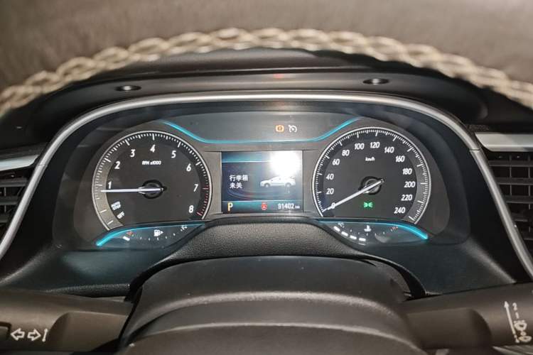 Used Buick GT 2018 18T Automatic Elite Model Instrument Cluster