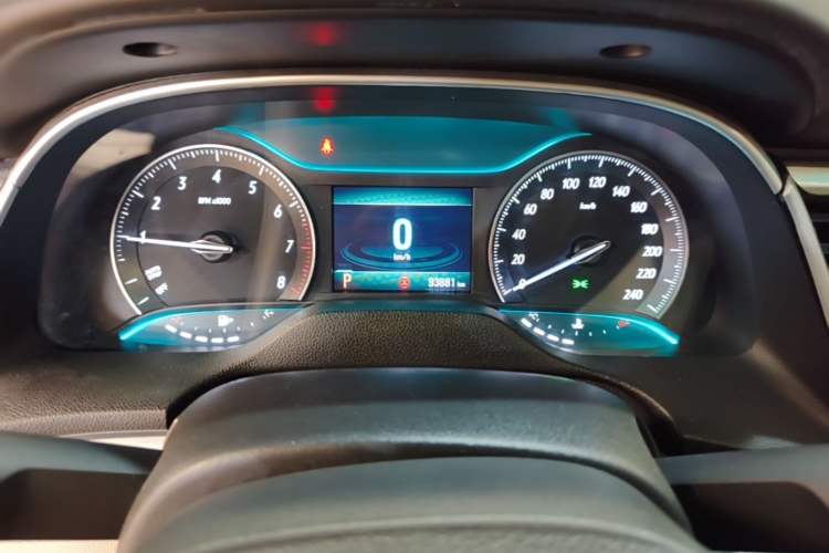 Used Buick GT 2018 15T Dual-Clutch Elite Model China V Standard Instrument Cluster