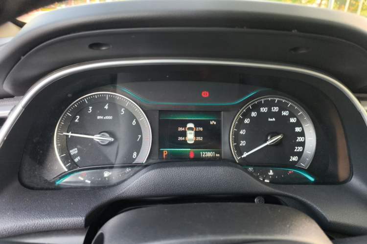 Used Buick GT 2018 18T Automatic Elite Model Instrument Cluster