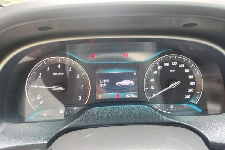 Used Buick GT 2018 15T Dual-Clutch Elite Model China V Standard Instrument Cluster