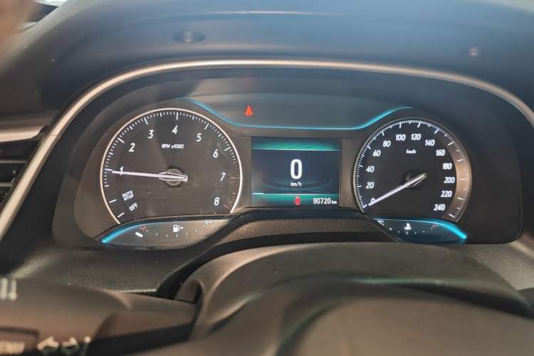 Used Buick GT 2018 15T Manual Elite Version China V Standard Instrument Cluster