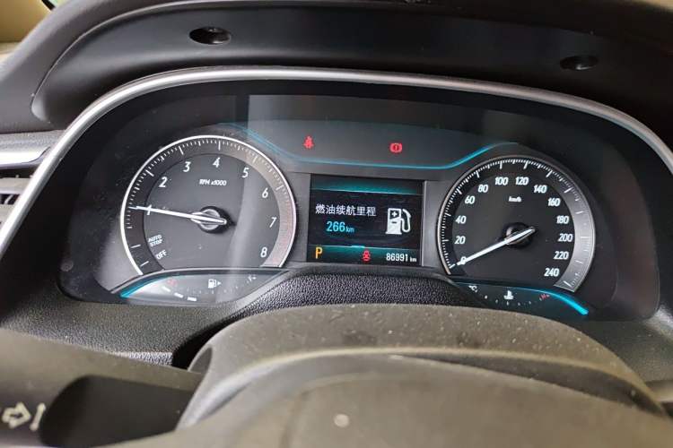 Used Buick GT 2018 15T Dual-Clutch Elite Model China V Standard Instrument Cluster