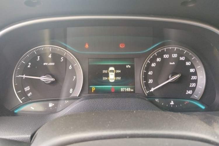 Used Buick GT 2018 15T Dual-Clutch Elite Model China V Standard Instrument Cluster