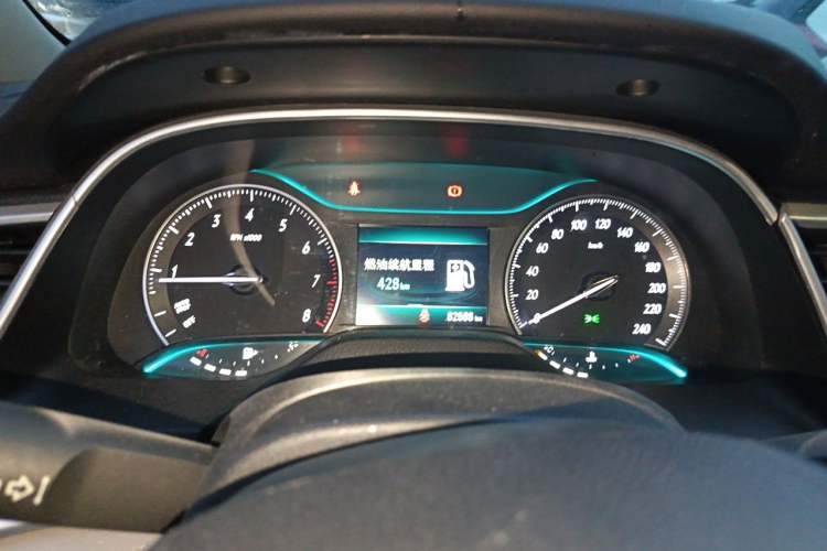Used Buick GT 2018 15T Dual-Clutch Elite Model China V Standard Instrument Cluster