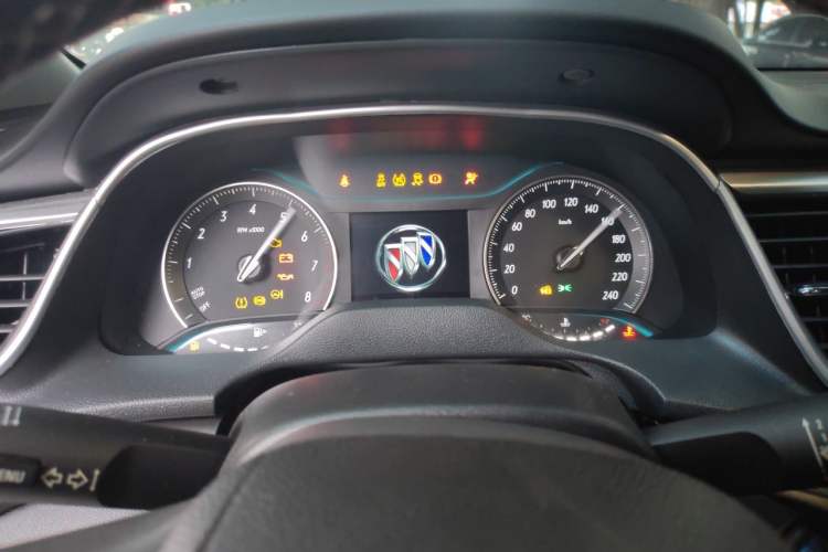 Used Buick GT 2018 18T Automatic Elite Model Instrument Cluster
