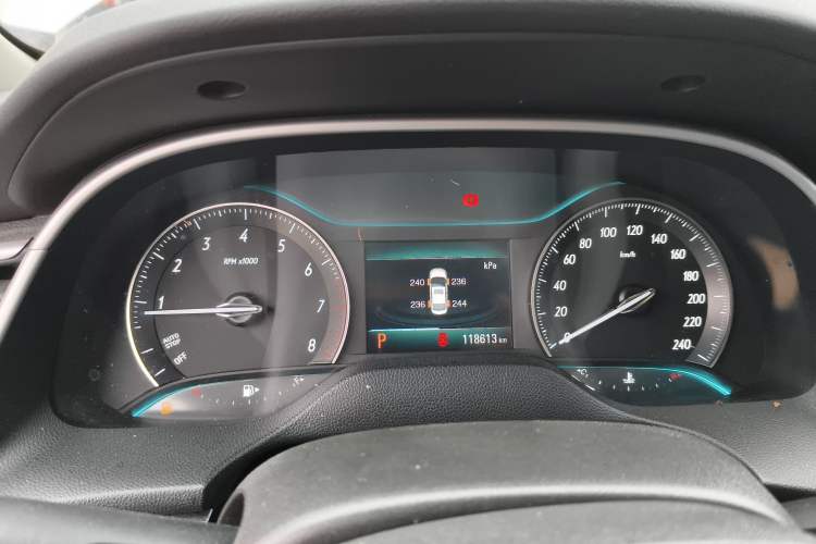 Used Buick GT 2018 15T Dual-Clutch Elite Model China V Standard Instrument Cluster