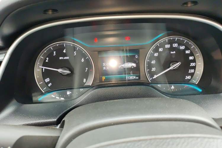 Used Buick GT 2018 18T Automatic Elite Model Instrument Cluster