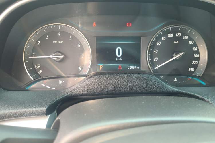 Used Buick GT 2018 15T Dual-Clutch Elite Model China V Standard Instrument Cluster