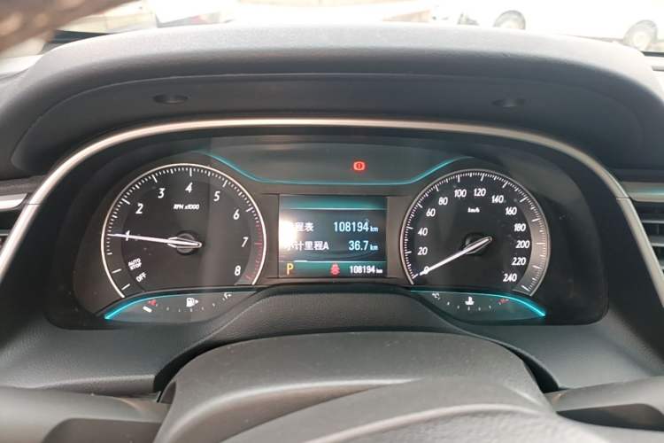 Used Buick GT 2018 15T Dual-Clutch Elite Model China V Standard Instrument Cluster
